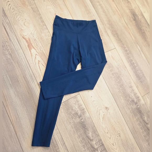 Tek Gear Ultra-Sculpt High-Waisted Leggings With Pockets 7/8 - Picture 8 of 11